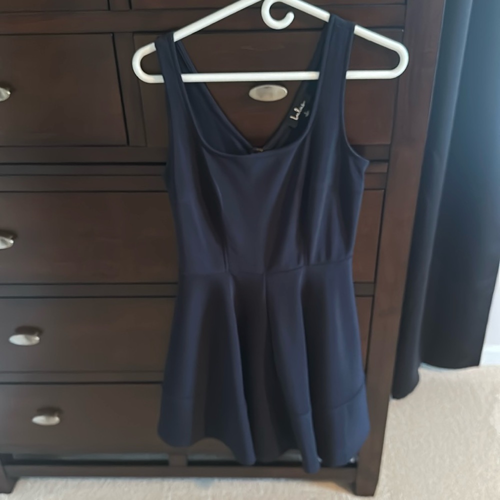 Navy Blue lulus dress. Worn 1 time in great condition.